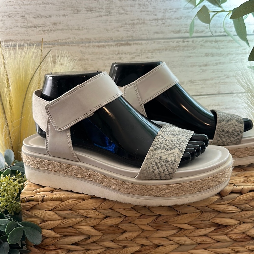 Franco Sarto snake print platform sandal size 8